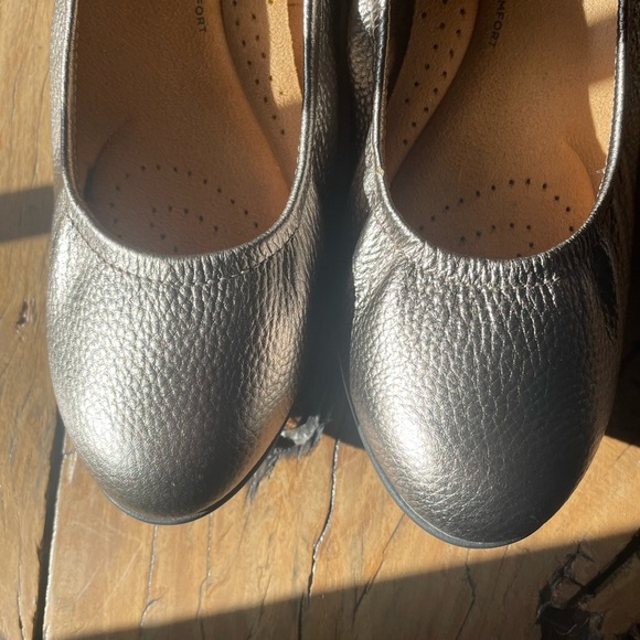 Clark's Women's Heel NWT Pewter Metallic Silver Pebble Leather Size 8.5 - Picture 7 of 8